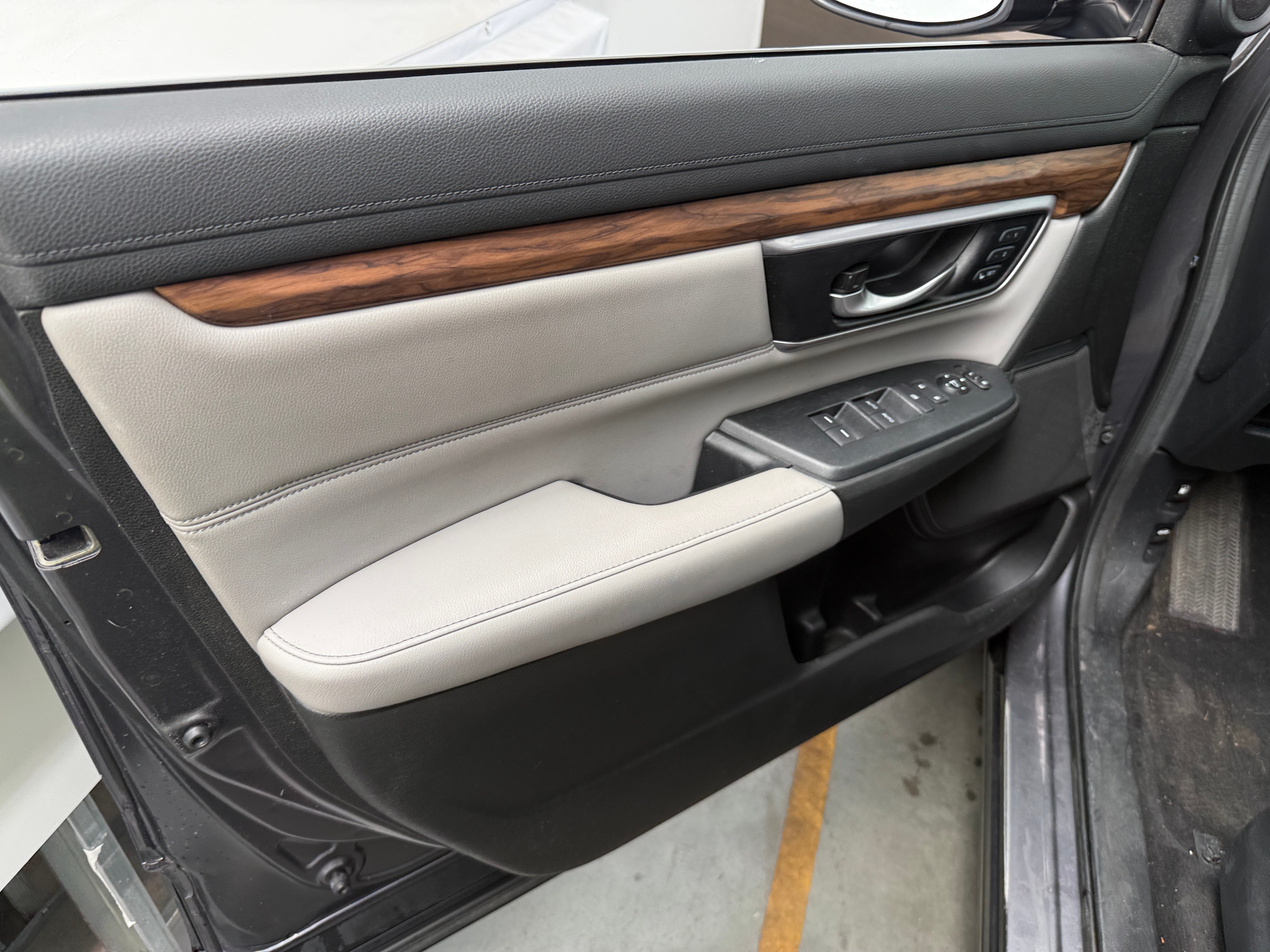 honda cr-v 2017 2HKRW2H89HH619934 image honda cr-v 2017 2HKRW2H89HH619934 image