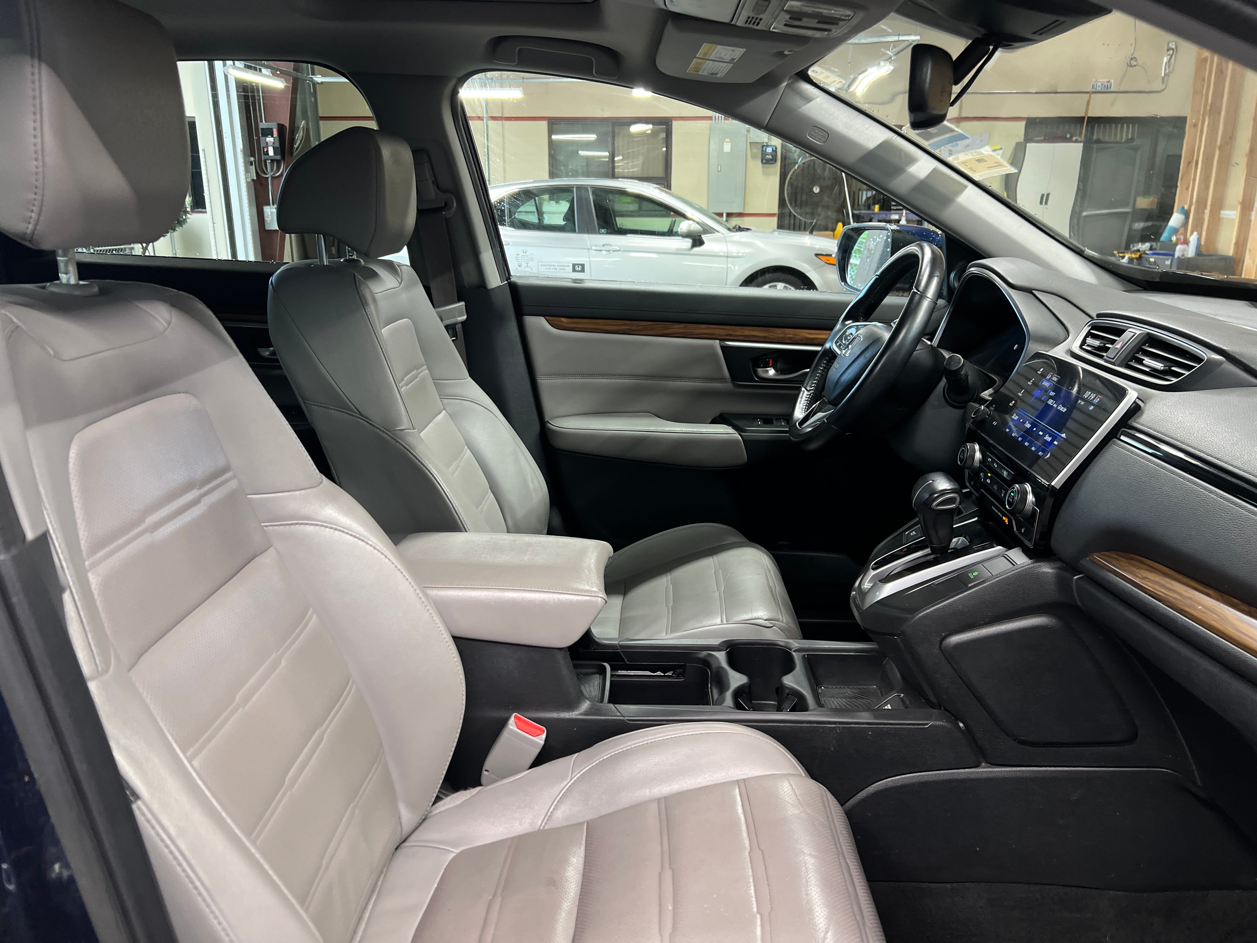 honda cr-v 2017 2HKRW2H86HH688208 image honda cr-v 2017 2HKRW2H86HH688208 image