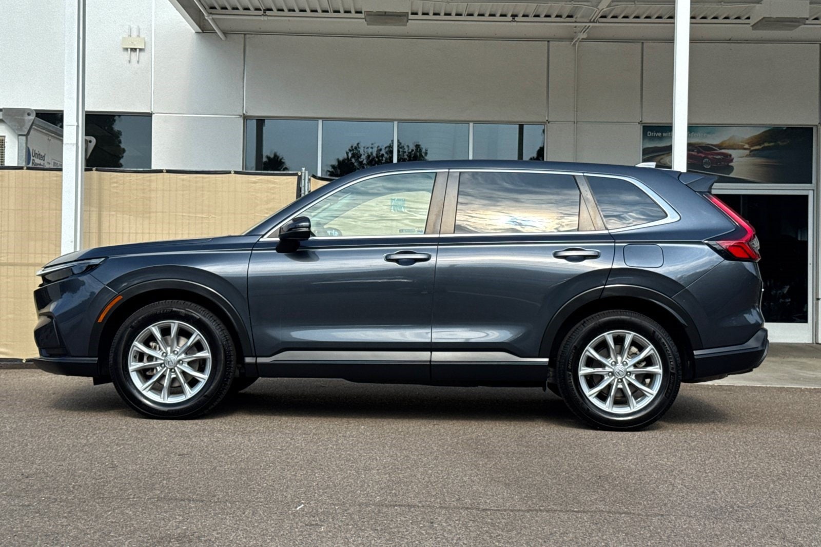 honda cr-v 2024 2HKRS4H40RH422608 image honda cr-v 2024 2HKRS4H40RH422608 image