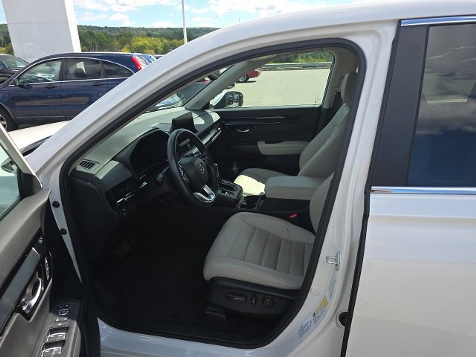 honda cr-v 2024 2HKRS4H72RH418974 image honda cr-v 2024 2HKRS4H72RH418974 image