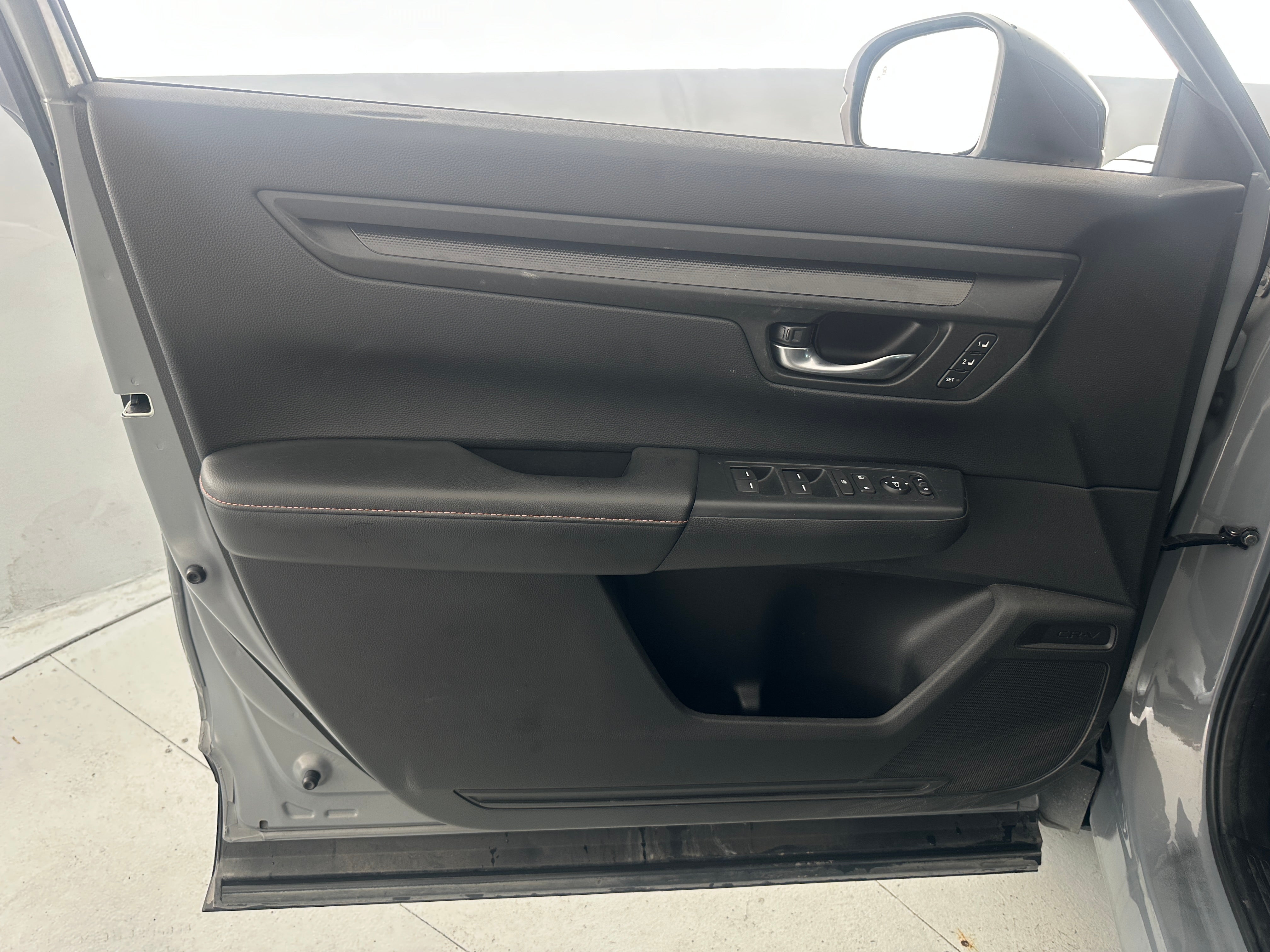 honda cr-v 2024 7FARS5H88RE017995 image honda cr-v 2024 7FARS5H88RE017995 image