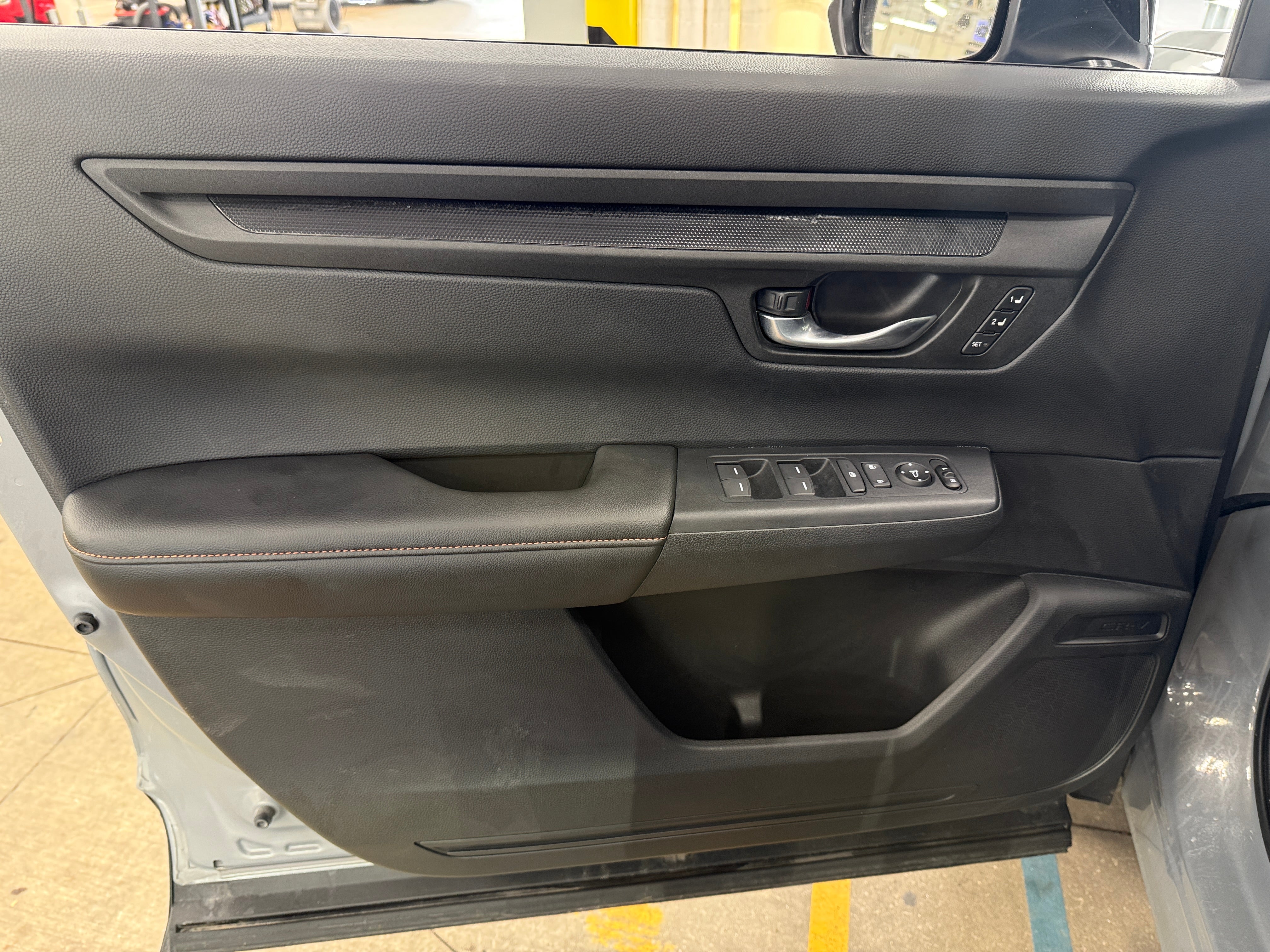 honda cr-v 2025 7FARS6H89SE090434 image honda cr-v 2025 7FARS6H89SE090434 image