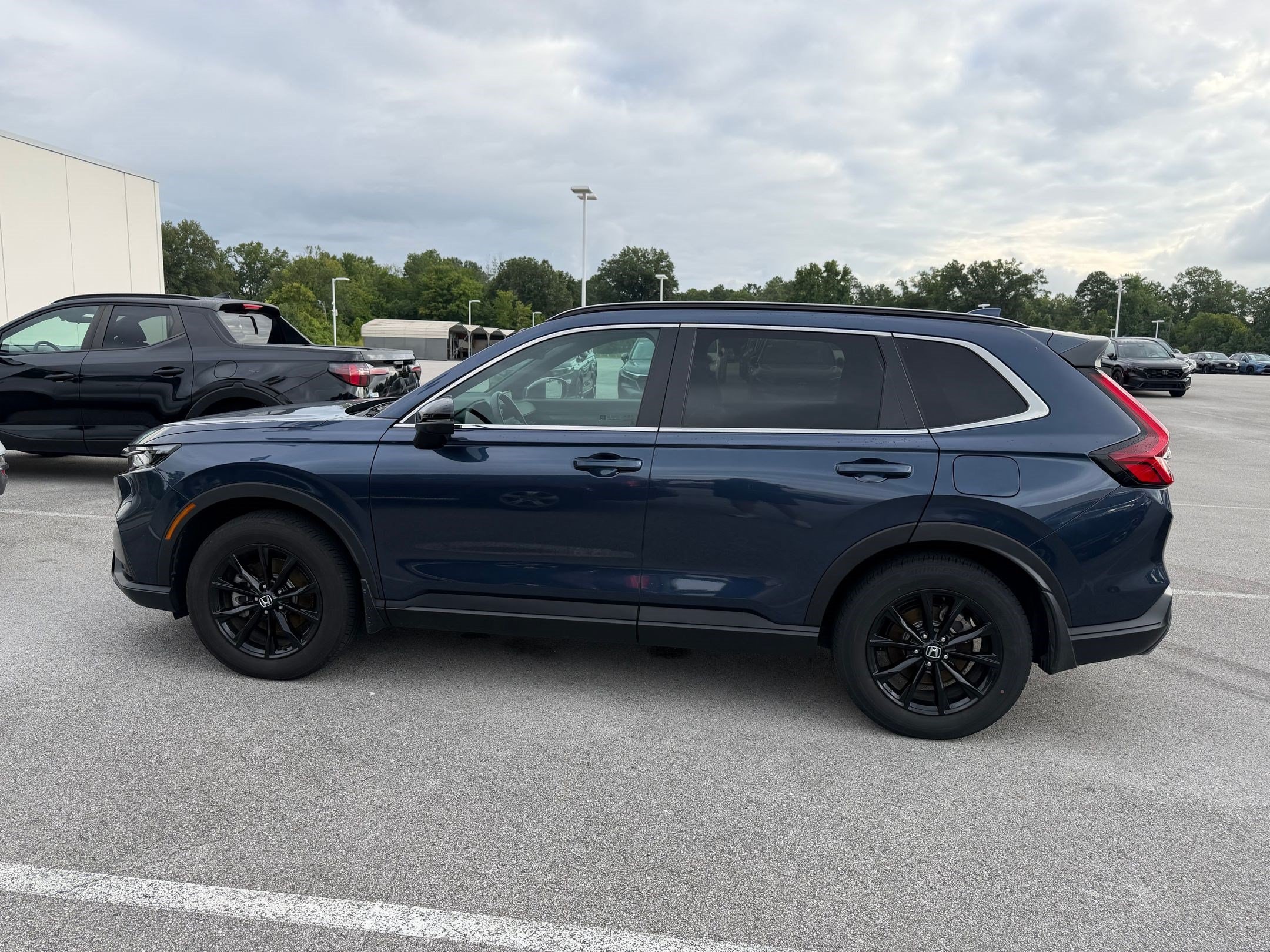honda cr-v 2025 7FARS6H83SE047515 image honda cr-v 2025 7FARS6H83SE047515 image
