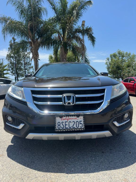 honda crosstour 2013 5J6TF2H53DL000421 image honda crosstour 2013 5J6TF2H53DL000421 image