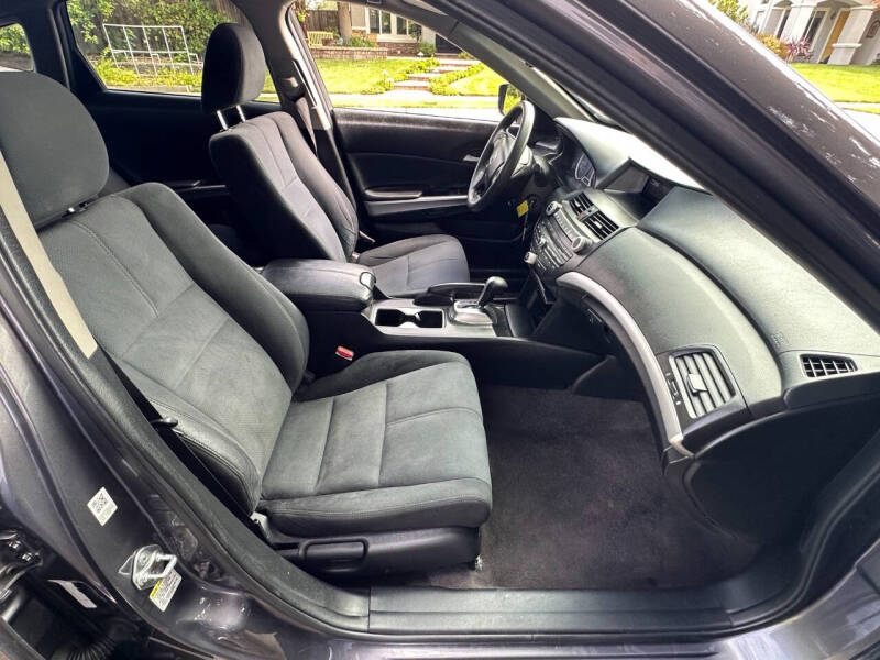 honda crosstour 2015 5J6TF3H31FL001719 image honda crosstour 2015 5J6TF3H31FL001719 image
