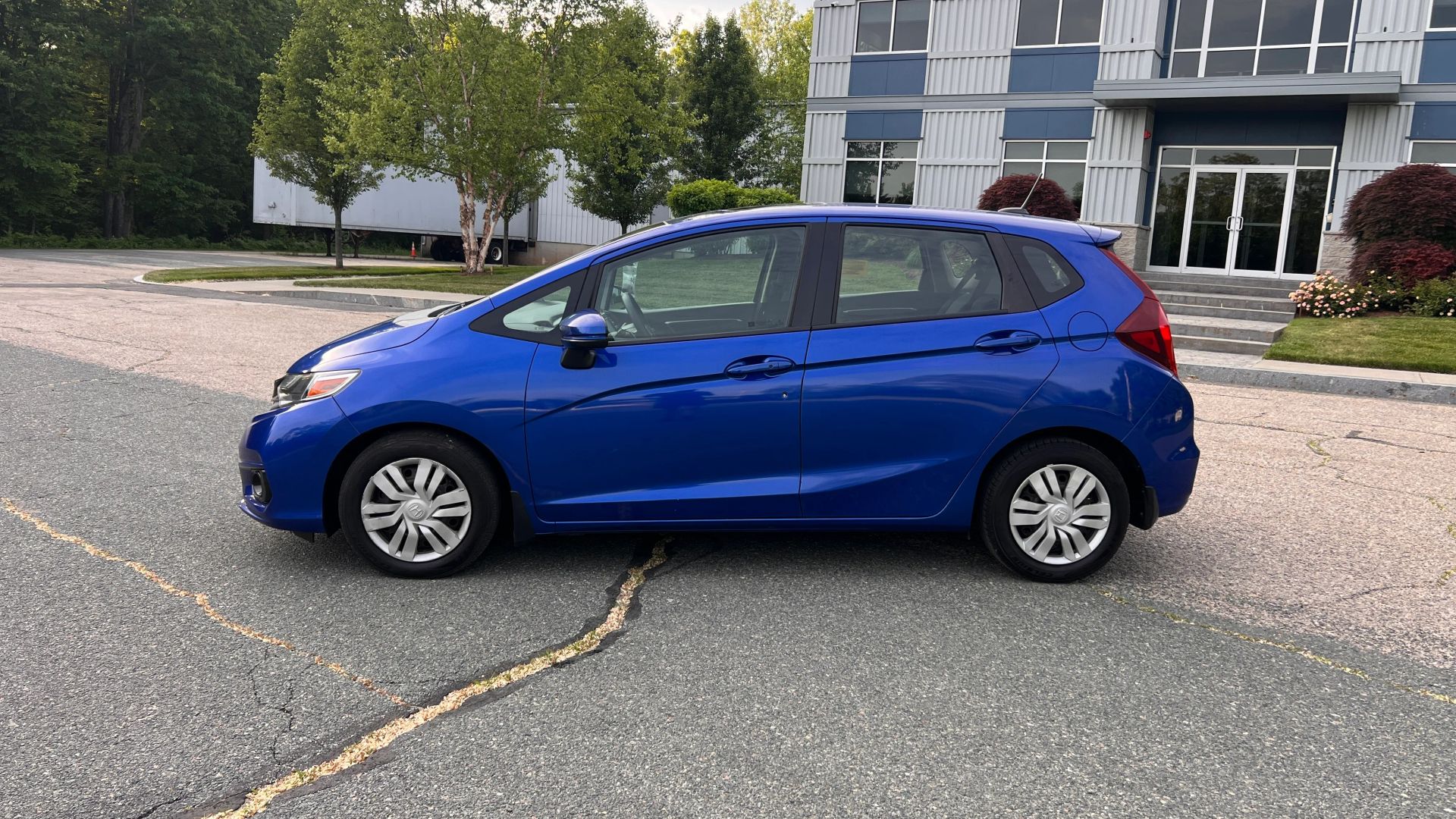 honda fit 2018 3HGGK5H87JM711467 image honda fit 2018 3HGGK5H87JM711467 image