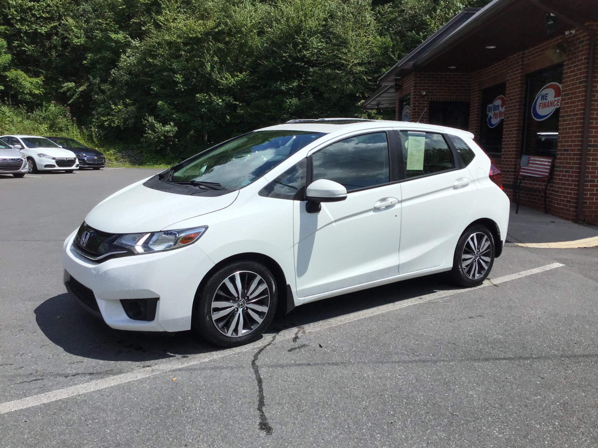 honda fit 2017 JHMGK5H75HS001988 image honda fit 2017 JHMGK5H75HS001988 image
