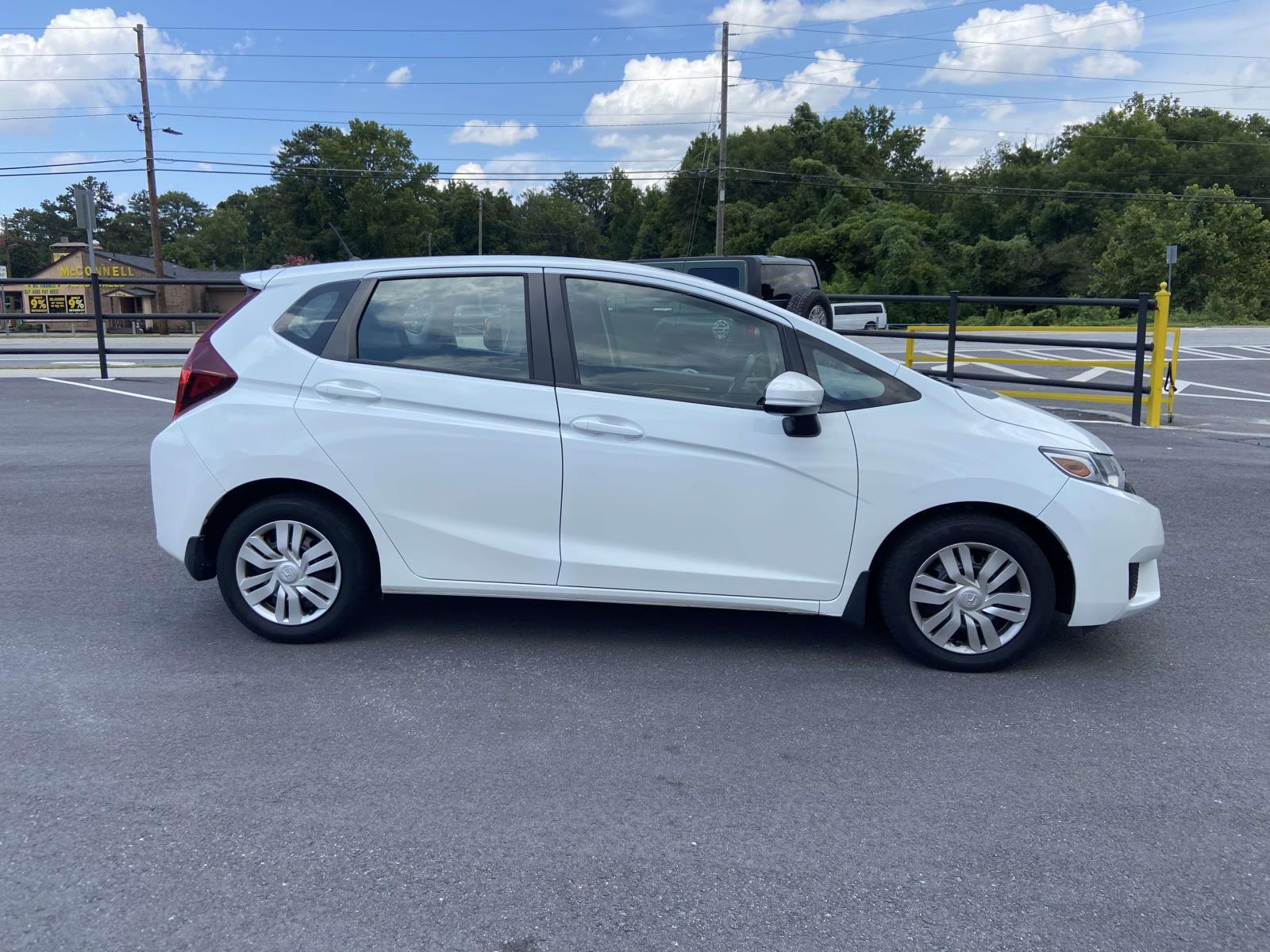 honda fit 2017 3HGGK5H51HM708550 image honda fit 2017 3HGGK5H51HM708550 image