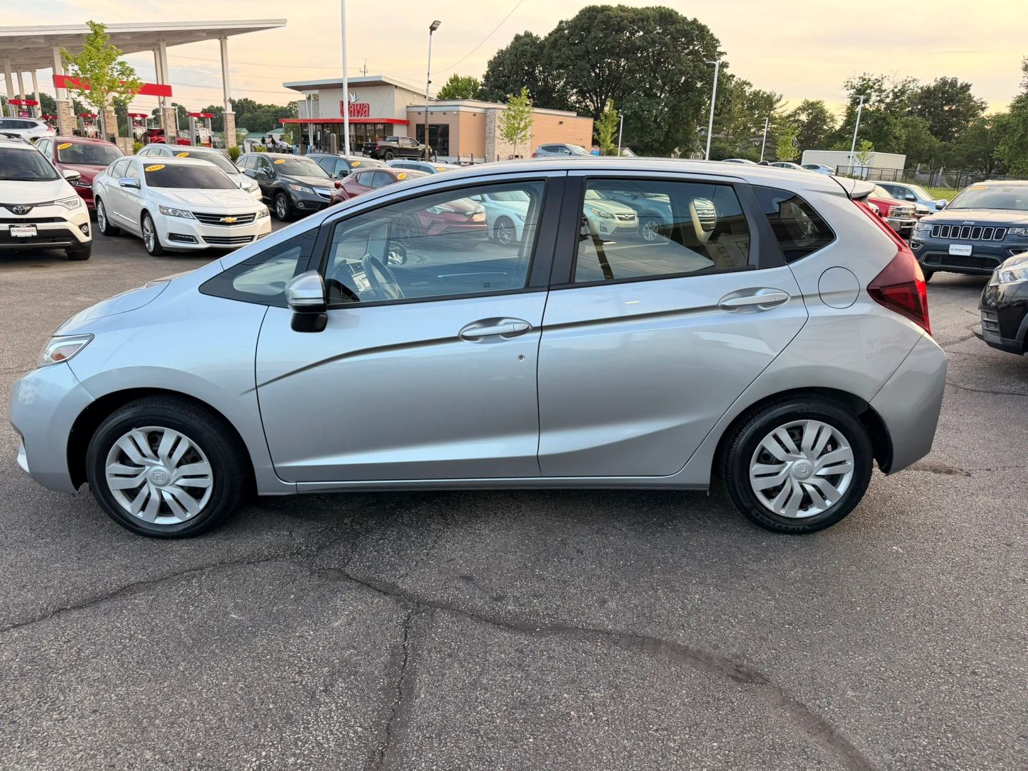 honda fit 2017 JHMGK5H59HS015536 image honda fit 2017 JHMGK5H59HS015536 image