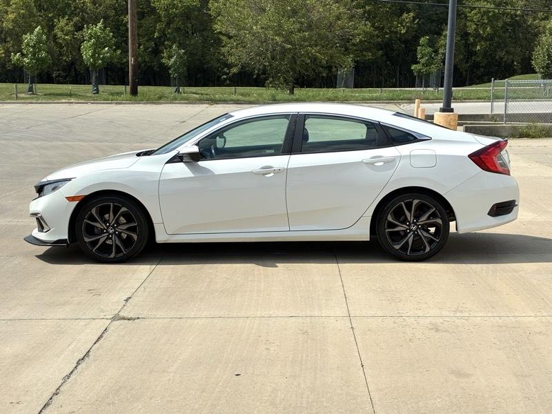 honda civic 2019 2HGFC2E83KH511164 image honda civic 2019 2HGFC2E83KH511164 image