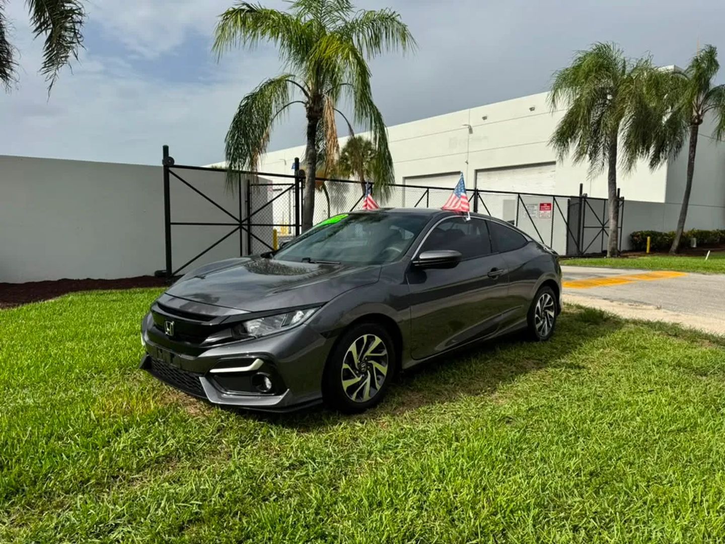 honda civic 2019 2HGFC4B65KH304810 image honda civic 2019 2HGFC4B65KH304810 image