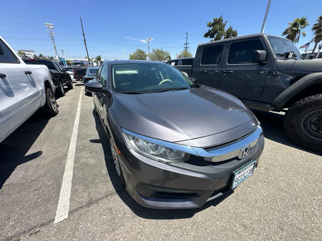 honda civic 2018 2HGFC2F57JH562220 image honda civic 2018 2HGFC2F57JH562220 image