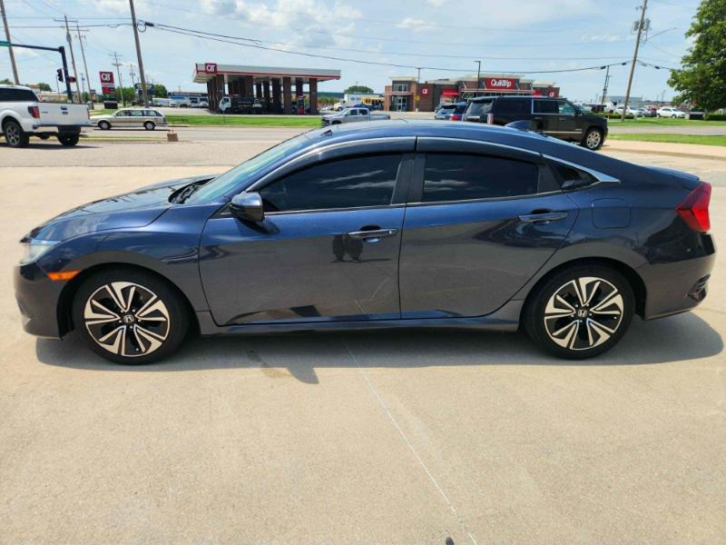 honda civic 2018 19XFC1F72JE200785 image honda civic 2018 19XFC1F72JE200785 image