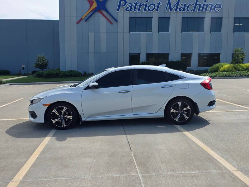 honda civic 2017 19XFC1F96HE010354 image honda civic 2017 19XFC1F96HE010354 image