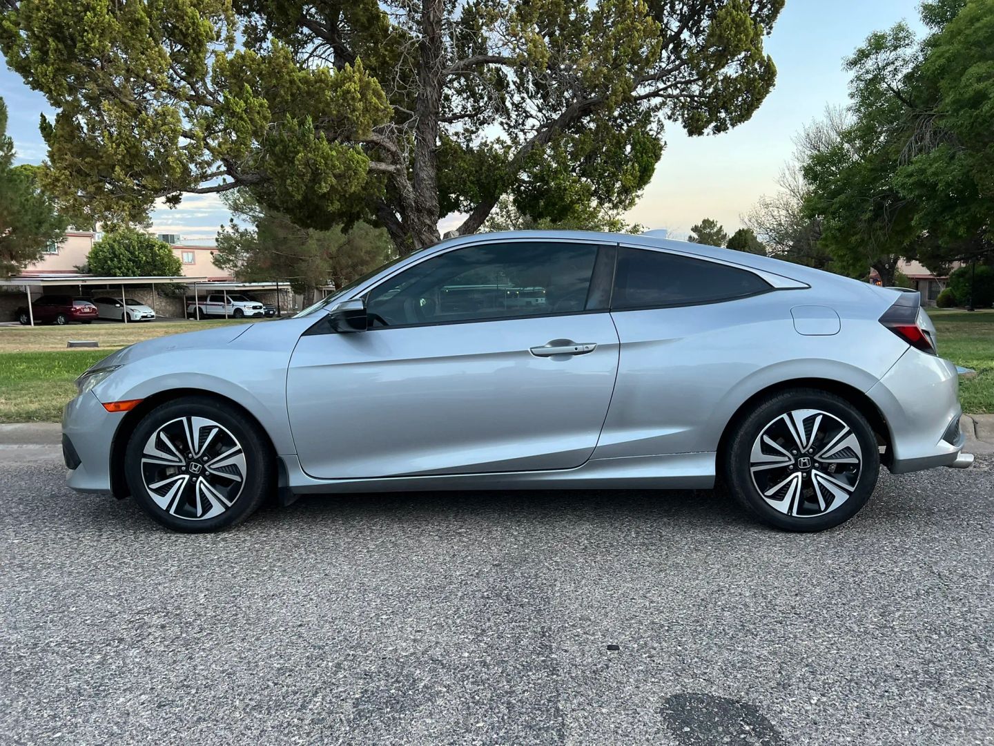 honda civic 2017 2HGFC3B36HH362451 image honda civic 2017 2HGFC3B36HH362451 image