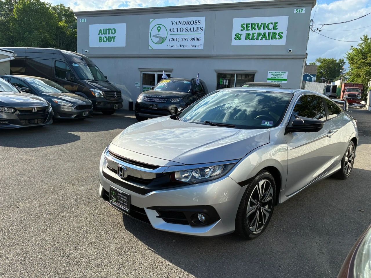 honda civic 2017 2HGFC3B77HH352921 image honda civic 2017 2HGFC3B77HH352921 image