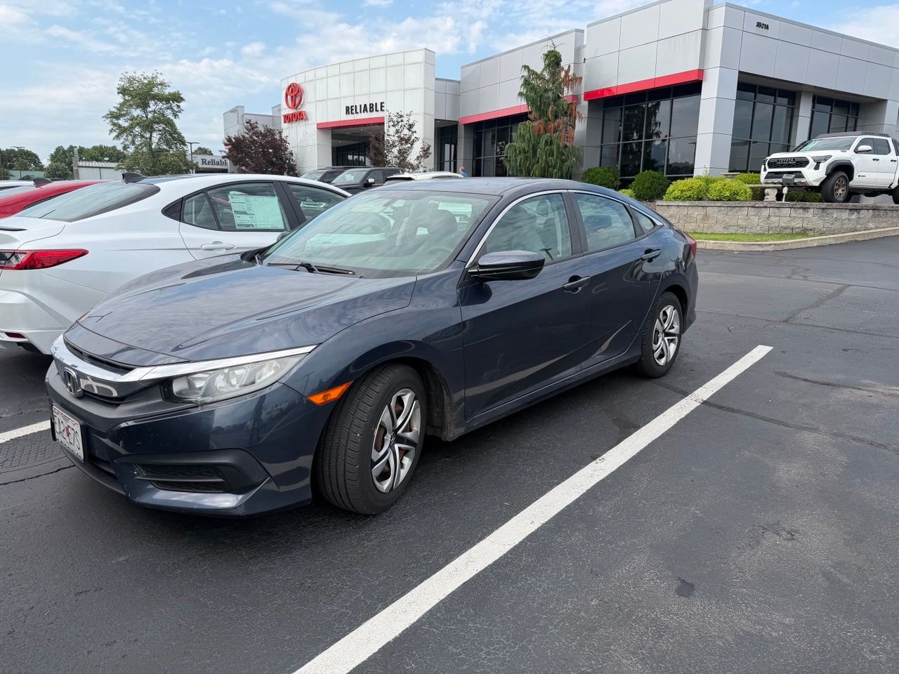 honda civic 2017 19XFC2F51HE000527 image honda civic 2017 19XFC2F51HE000527 image