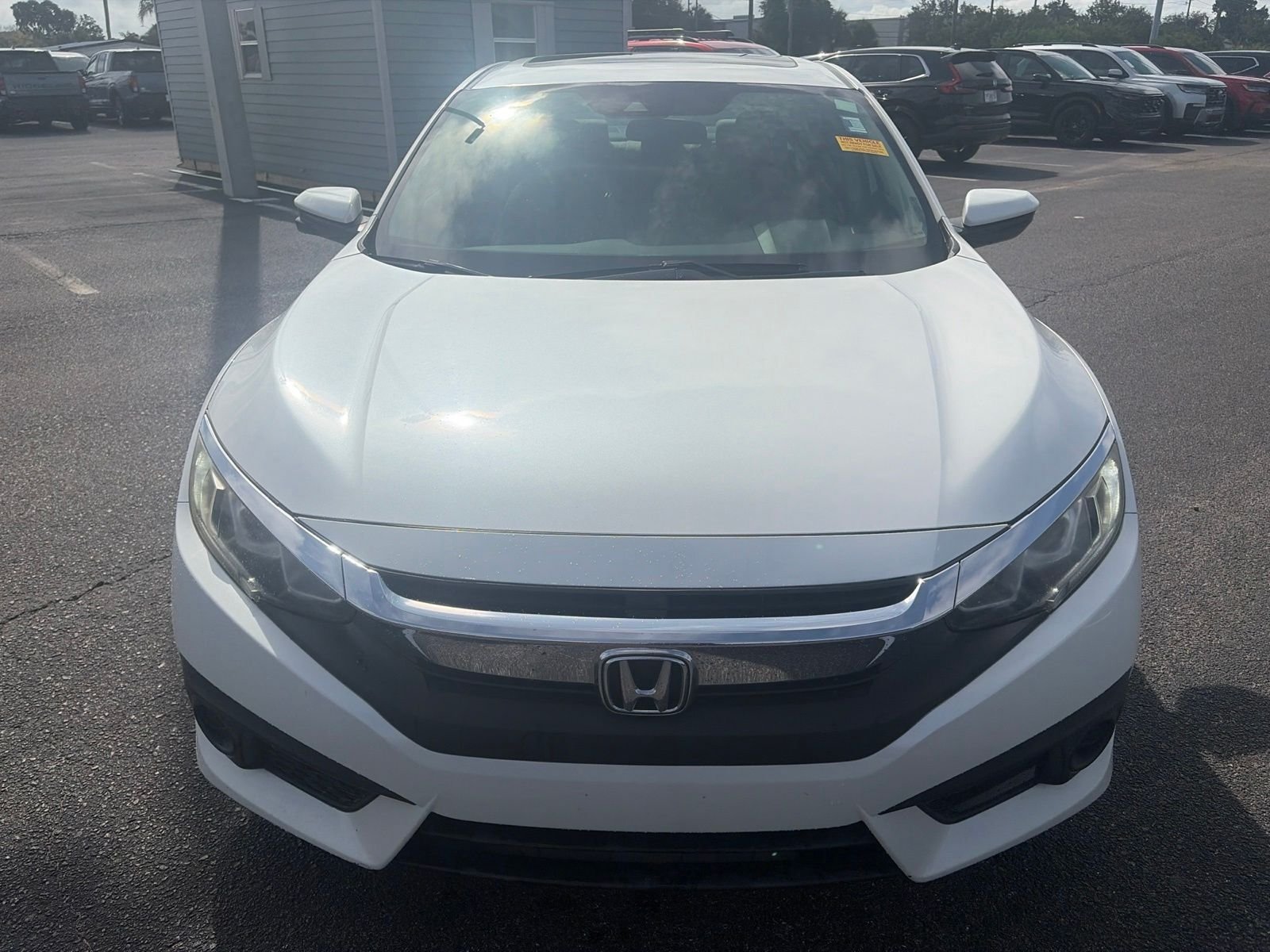 honda civic 2017 19XFC2F85HE009208 image honda civic 2017 19XFC2F85HE009208 image