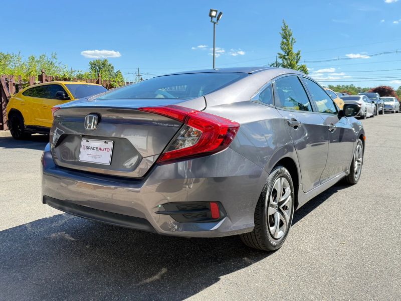 honda civic 2017 2HGFC2F52HH533086 image