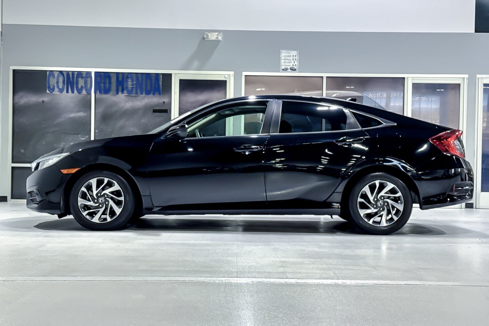 honda civic 2017 19XFC2F70HE219173 image honda civic 2017 19XFC2F70HE219173 image