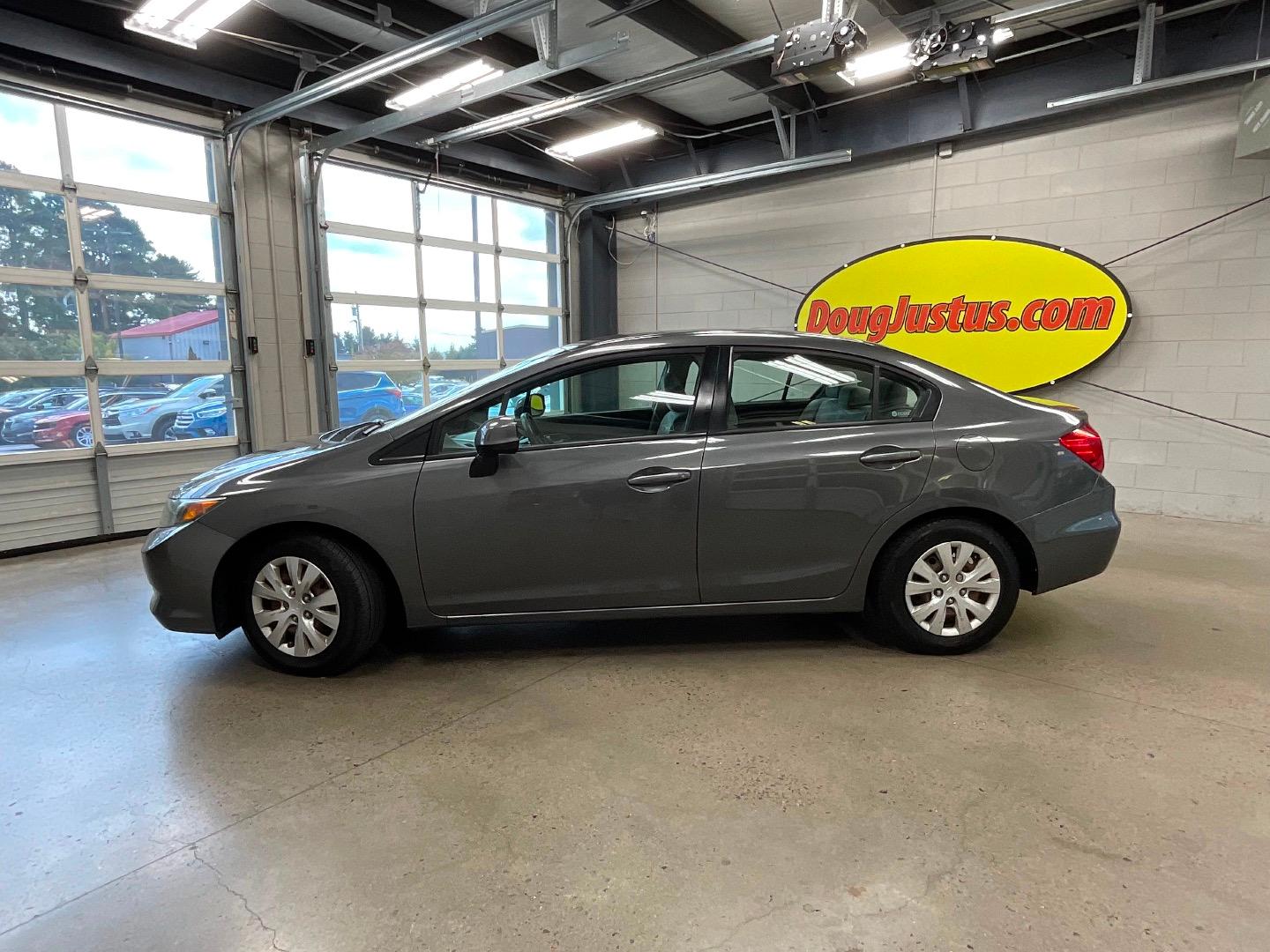honda civic 2012 2HGFB2F52CH504439 image honda civic 2012 2HGFB2F52CH504439 image