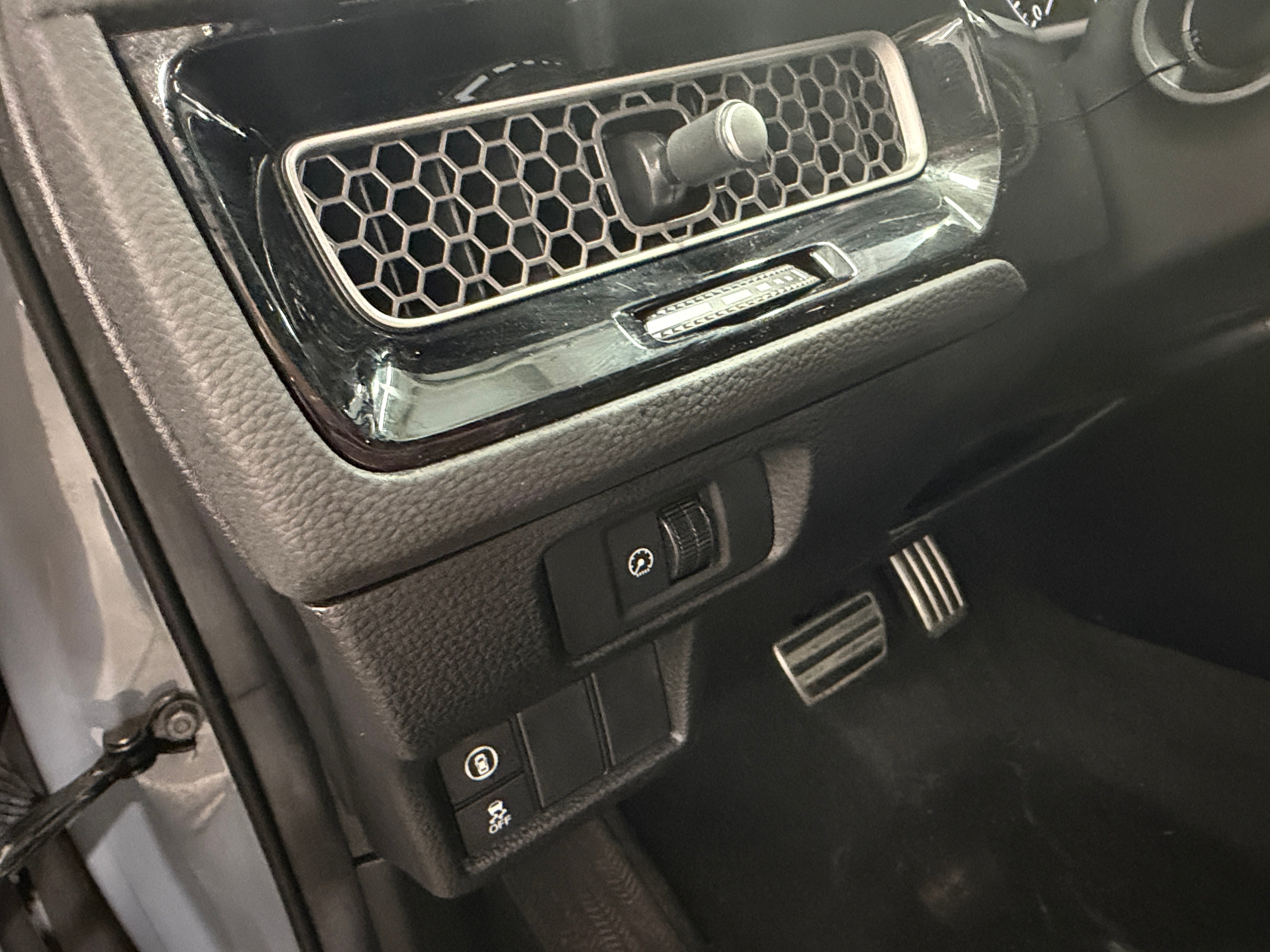 honda civic 2024 2HGFE2F52RH555682 image honda civic 2024 2HGFE2F52RH555682 image