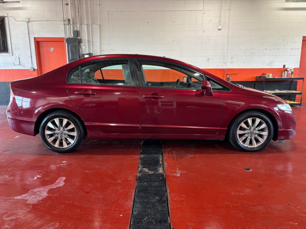 honda civic 2011 19XFA1F96BE009248 image honda civic 2011 19XFA1F96BE009248 image