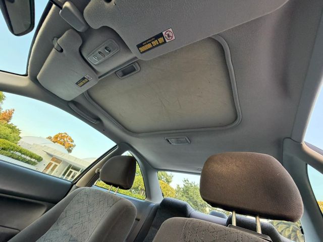 honda civic 2000 1HGEJ8142YL113124 image honda civic 2000 1HGEJ8142YL113124 image