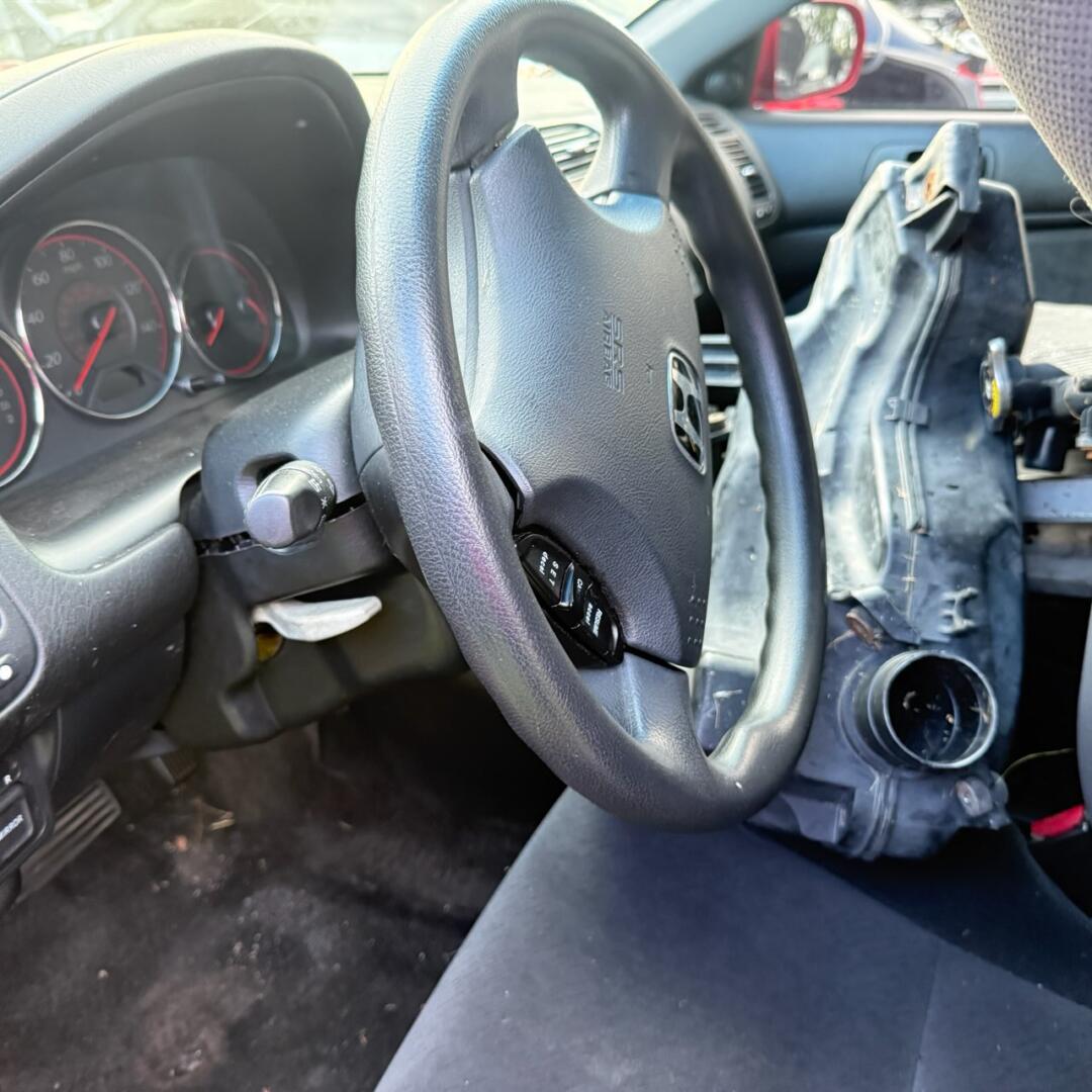honda civic 2005 1HGEM22925L036037 image honda civic 2005 1HGEM22925L036037 image