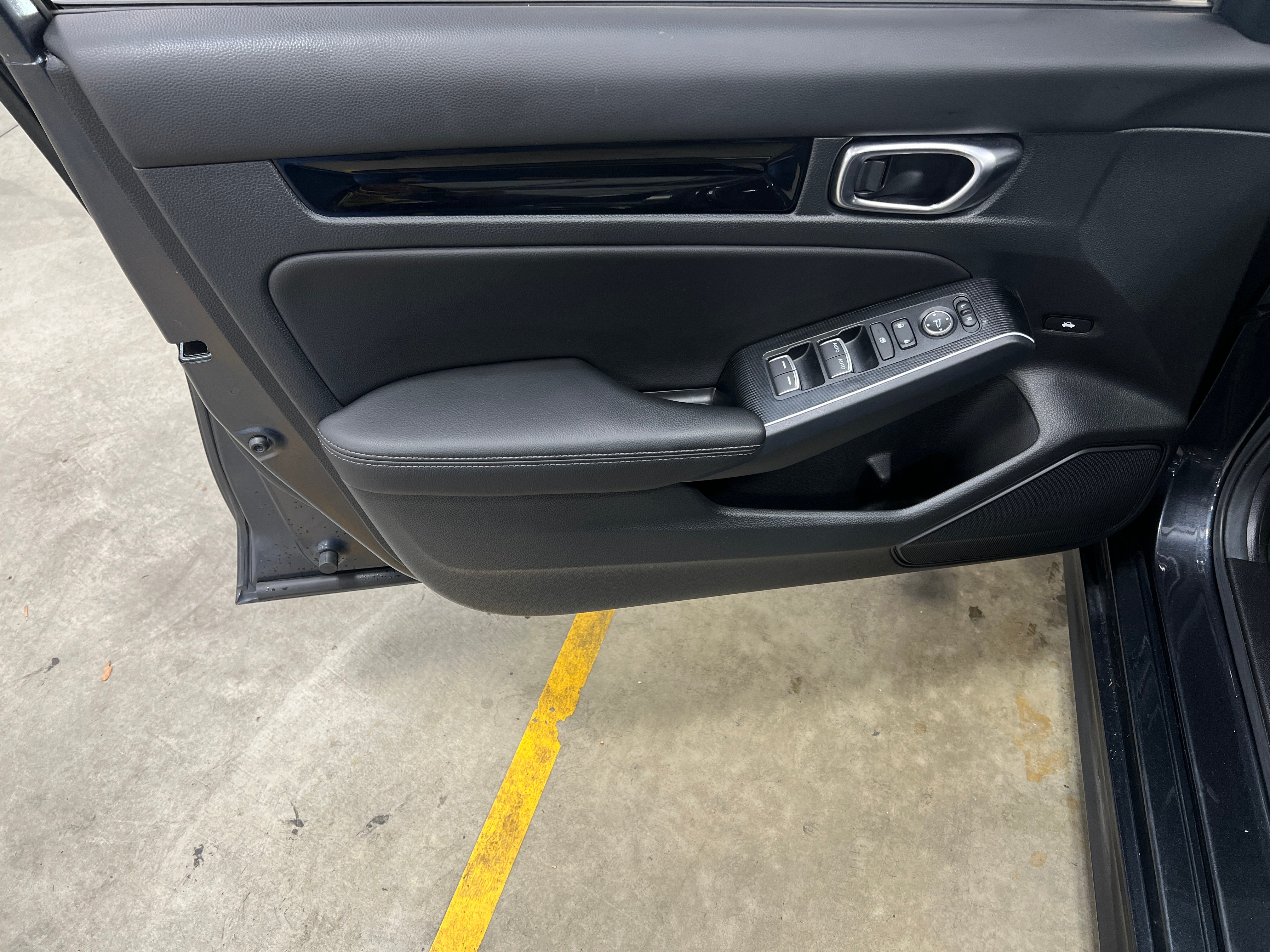 honda civic 2025 2HGFE4F86SH315823 image honda civic 2025 2HGFE4F86SH315823 image