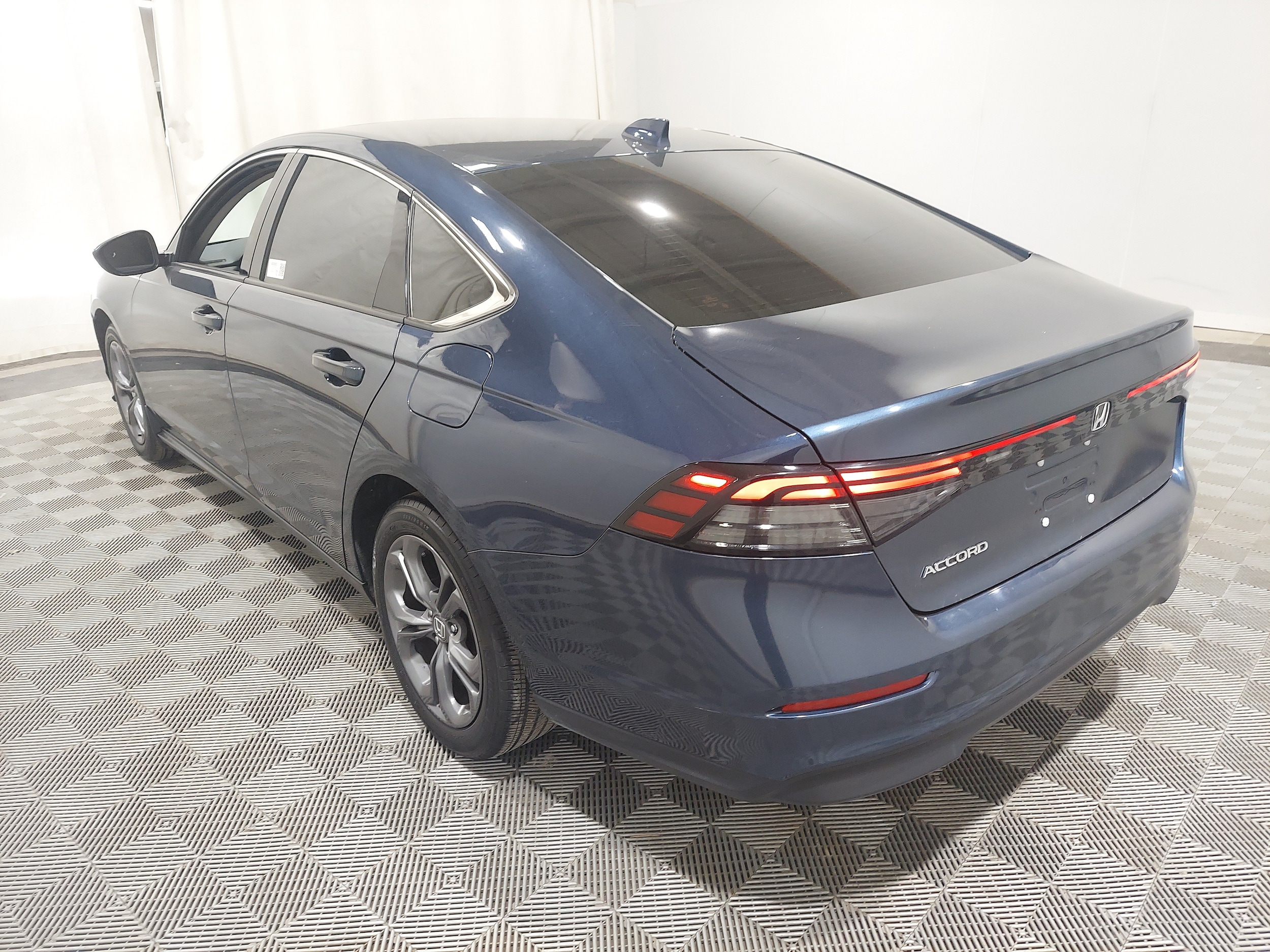 honda accord 2023 1HGCY1F33PA800892 image honda accord 2023 1HGCY1F33PA800892 image