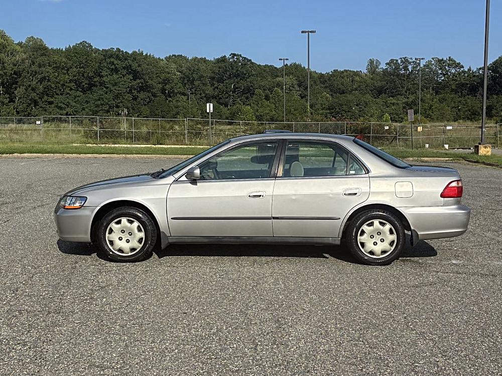honda accord 1998 1HGCG5646WA042855 image honda accord 1998 1HGCG5646WA042855 image