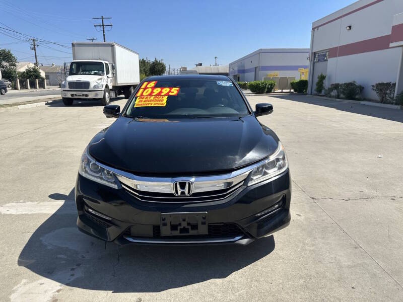 honda accord 2016 1HGCR2F05GA127273 image honda accord 2016 1HGCR2F05GA127273 image