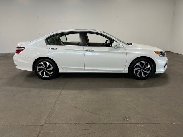 honda accord 2016 1HGCR2F95GA211902 image honda accord 2016 1HGCR2F95GA211902 image
