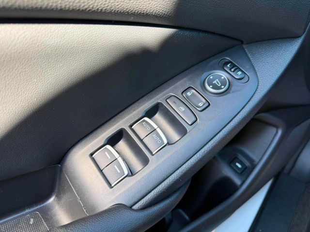 honda accord 2019 1HGCV1F35KA060764 image honda accord 2019 1HGCV1F35KA060764 image