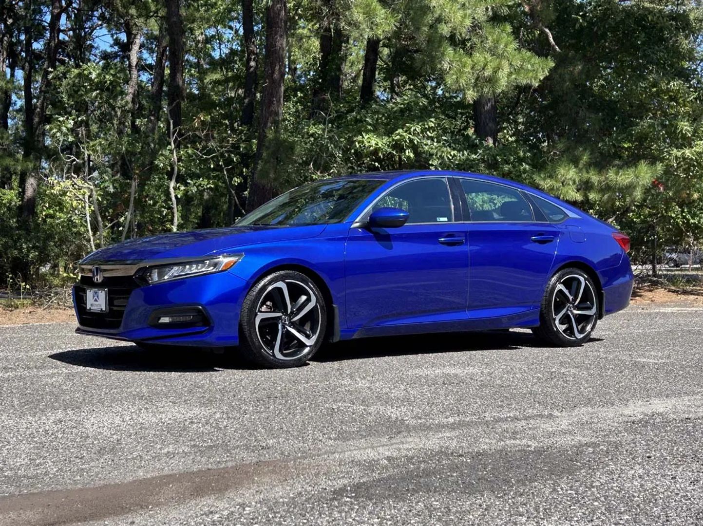 honda accord 2019 1HGCV1F33KA037015 image honda accord 2019 1HGCV1F33KA037015 image