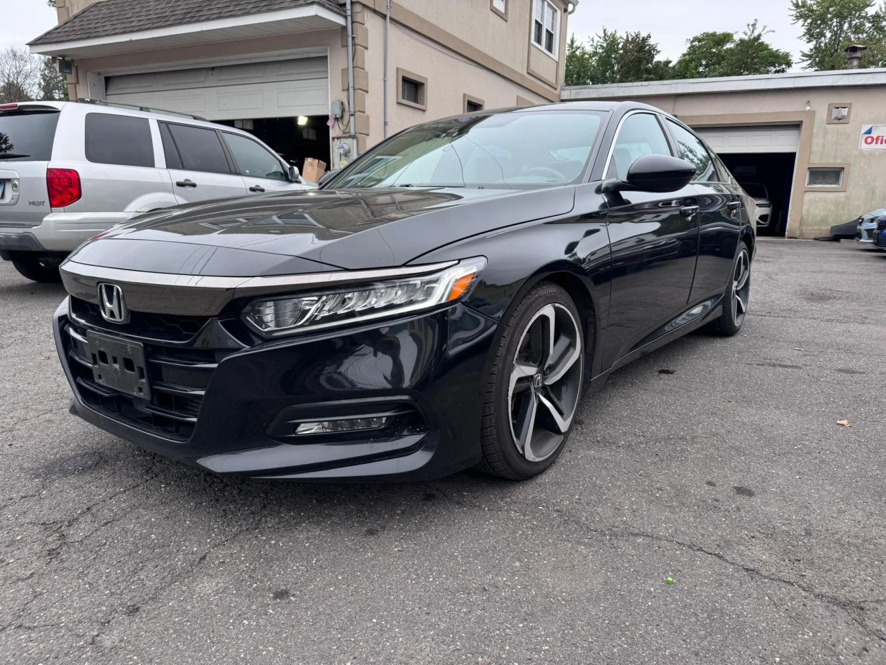 honda accord 2019 1HGCV1F39KA134512 image honda accord 2019 1HGCV1F39KA134512 image