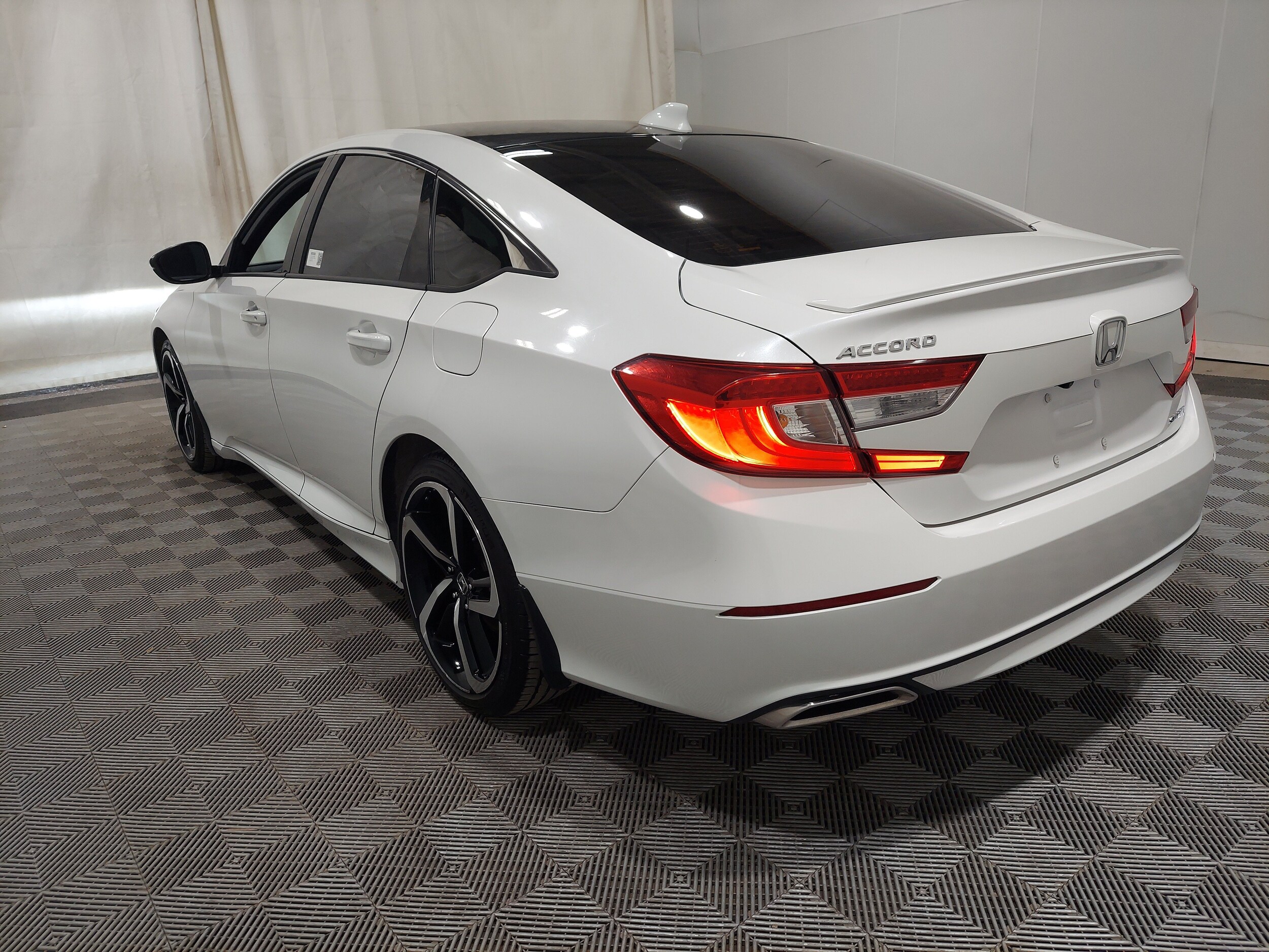 honda accord 2019 1HGCV1F35KA800085 image honda accord 2019 1HGCV1F35KA800085 image
