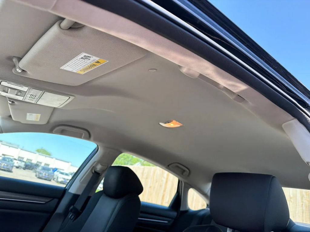 honda accord 2019 1HGCV1F10KA000244 image honda accord 2019 1HGCV1F10KA000244 image