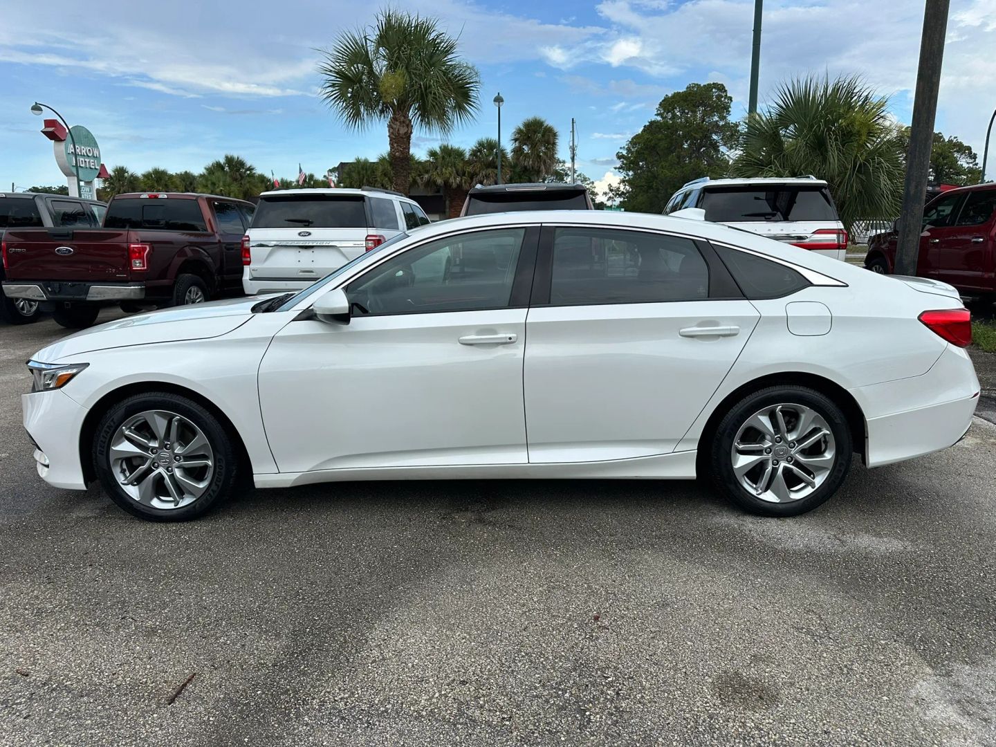 honda accord 2019 1HGCV1F16KA090970 image honda accord 2019 1HGCV1F16KA090970 image