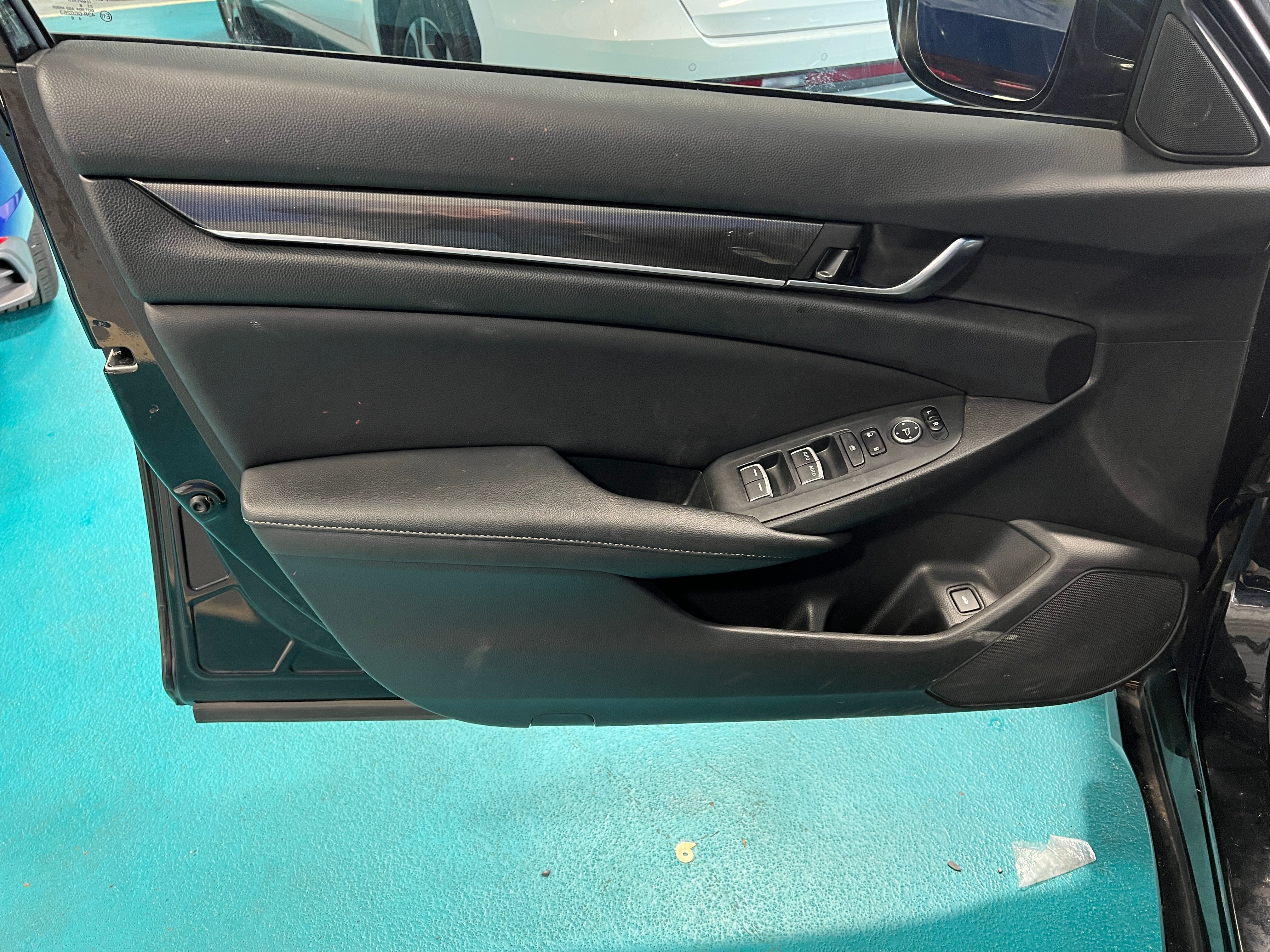 honda accord 2019 1HGCV1F38KA040900 image honda accord 2019 1HGCV1F38KA040900 image