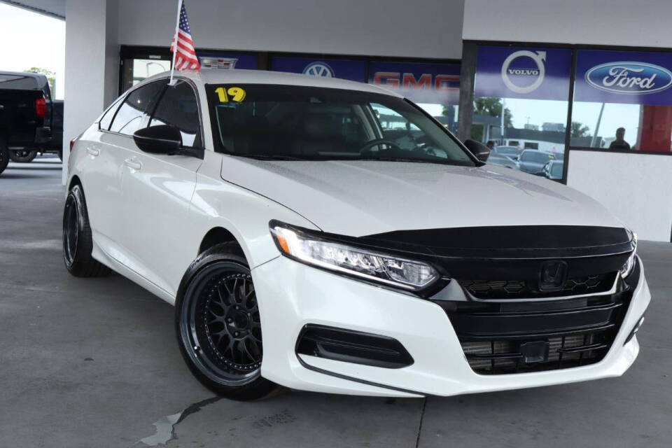 honda accord 2019 1HGCV1F11KA010281 image honda accord 2019 1HGCV1F11KA010281 image