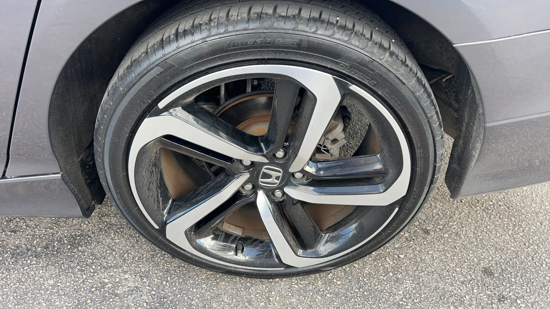 honda accord 2019 1HGCV1F11KA060436 image honda accord 2019 1HGCV1F11KA060436 image
