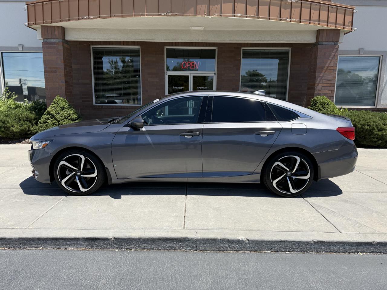 honda accord 2019 1HGCV1F3XKA060212 image honda accord 2019 1HGCV1F3XKA060212 image