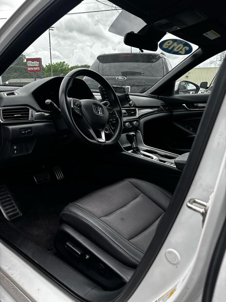 honda accord 2019 1HGCV1F34KA139889 image honda accord 2019 1HGCV1F34KA139889 image