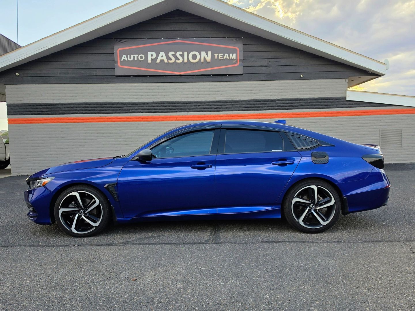 honda accord 2019 1HGCV1F36KA076035 image honda accord 2019 1HGCV1F36KA076035 image