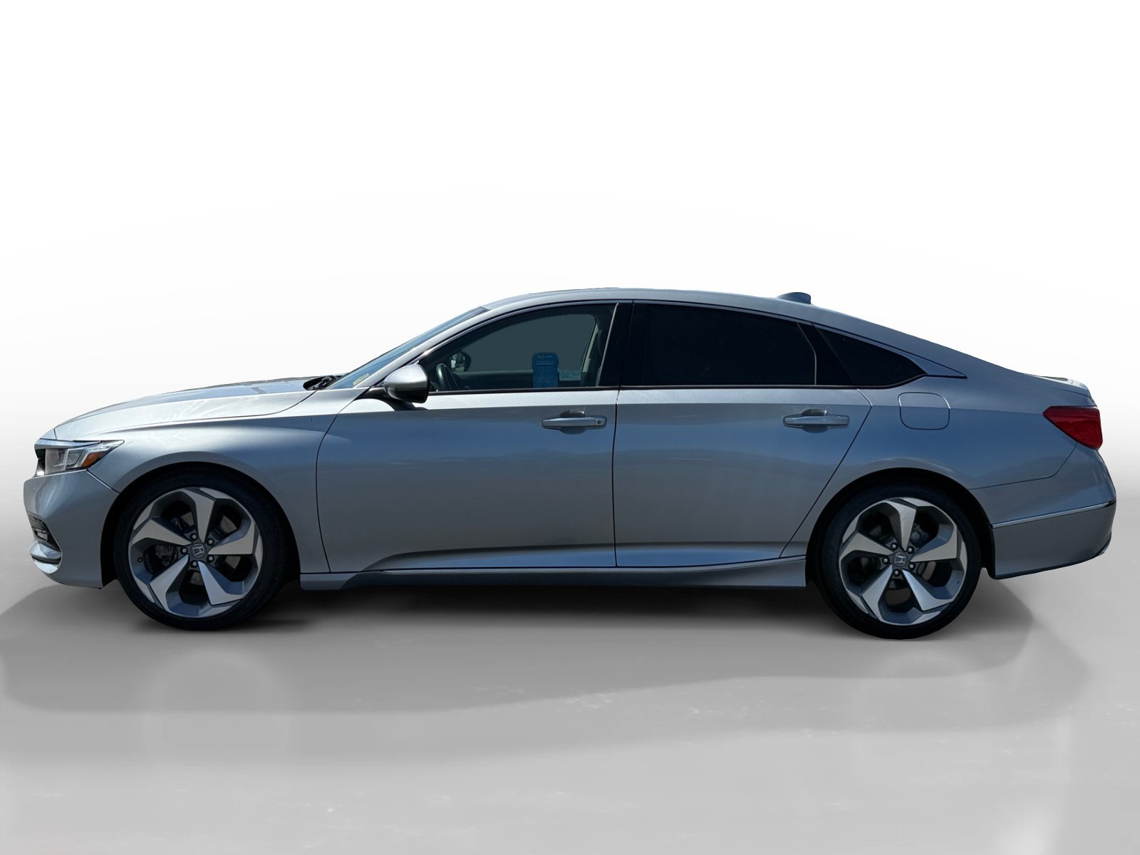 honda accord 2018 1HGCV1F94JA031937 image honda accord 2018 1HGCV1F94JA031937 image
