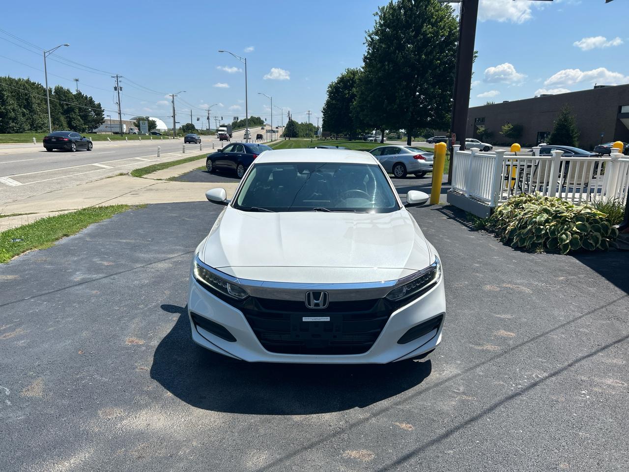honda accord 2018 1HGCV1F19JA061087 image honda accord 2018 1HGCV1F19JA061087 image