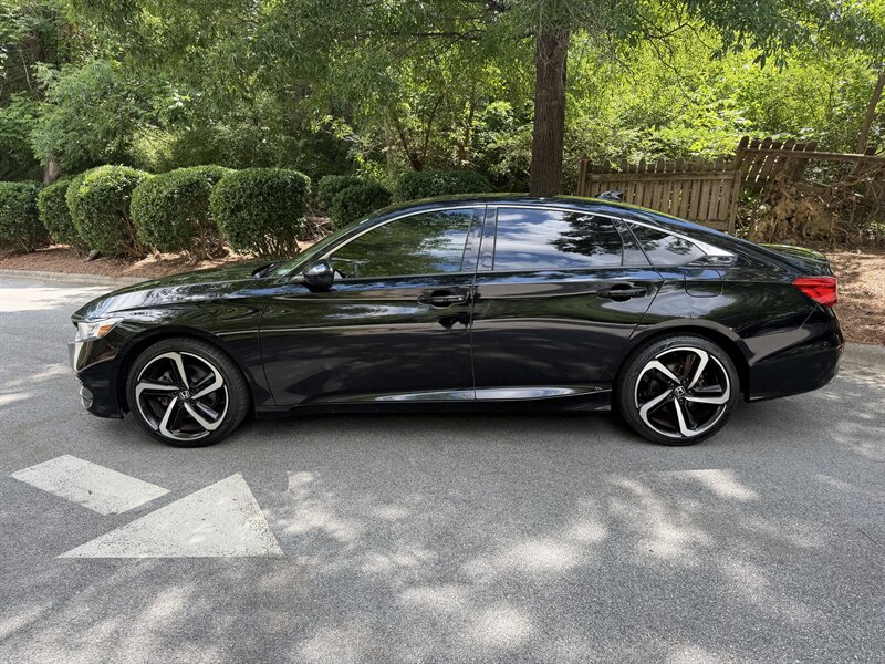 honda accord 2018 1HGCV1F3XJA142567 image honda accord 2018 1HGCV1F3XJA142567 image