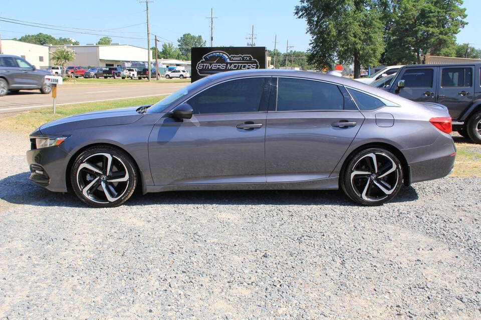 honda accord 2018 1HGCV1F30JA007310 image honda accord 2018 1HGCV1F30JA007310 image